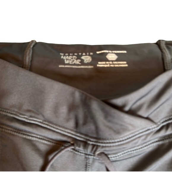 Mountain Hardwear Women Grey Black Capri Hiking Pants Sz Sm 27x16 Stretch Waist - Picture 3 of 11